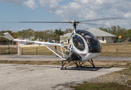 Schweizer 300C (269C-1), N1625H