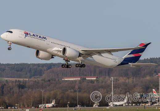 Airbus A350-941, A7-AMB