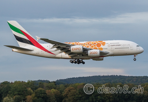 Airbus A380-861, A6-EEY