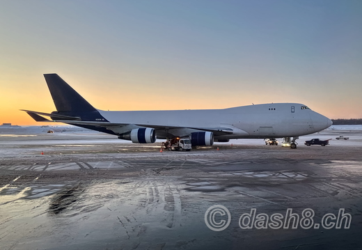 Boeing 747-47UF, N258SN