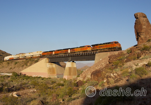 BNSF 7388(ES44DC), BNSF 4199(C44-9W)